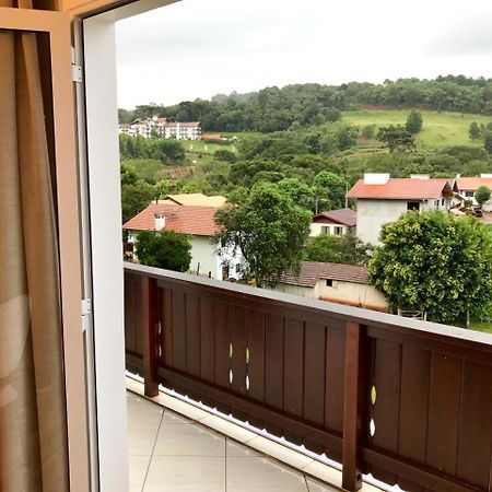 Alpen Hospedagem Treze Tílias Exterior foto
