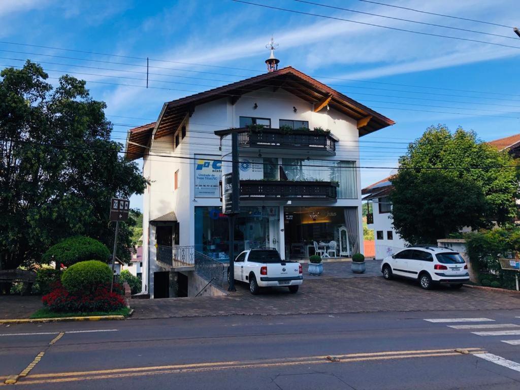 Alpen Hospedagem Treze Tílias Exterior foto